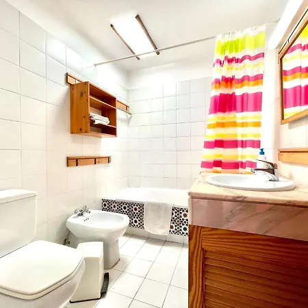 Estupendo Apartamento B, Vista A Piscina Y Oceano Uga